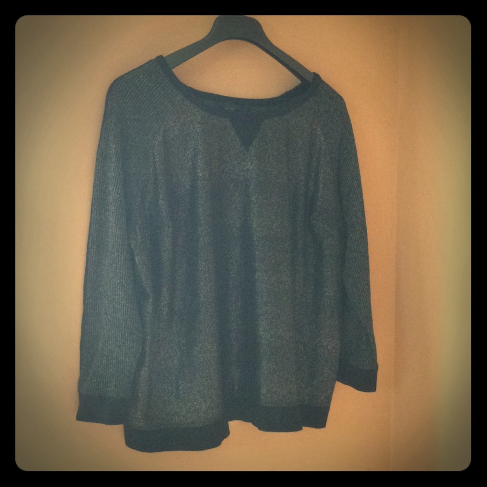 Long sleeved top